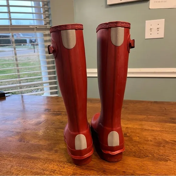 Big Kids Original Hunter Rain Boots Red size 4 Boy size 5 Girl