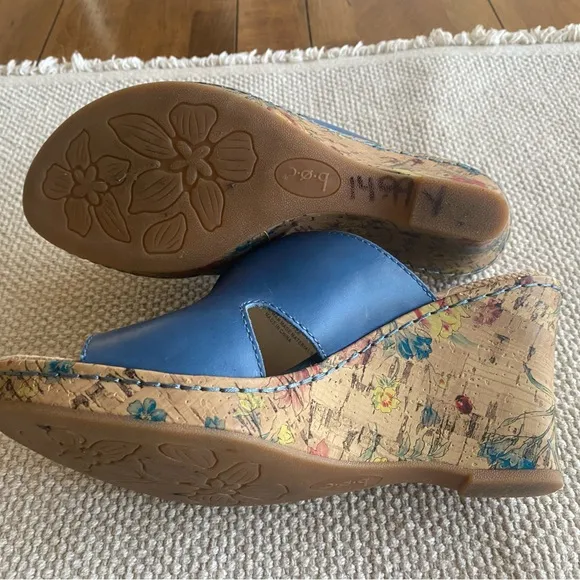 B.O.C.Born Concept Blue Leather Wedge Sandal Cork Floral Design EU 40.5,US 9