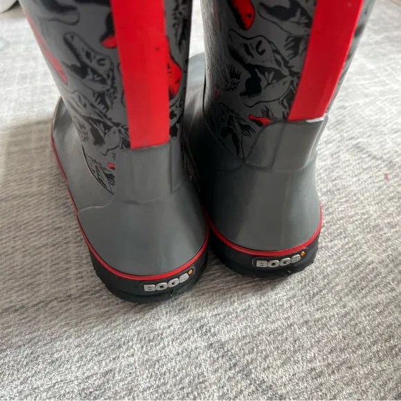 BOGS Big Kids Dinosaur Gray Rain Boots Youth Size 6