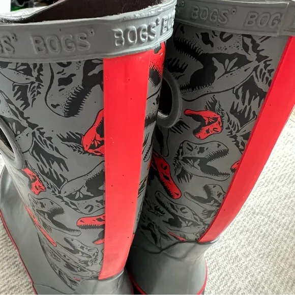 BOGS Big Kids Dinosaur Gray Rain Boots Youth Size 6