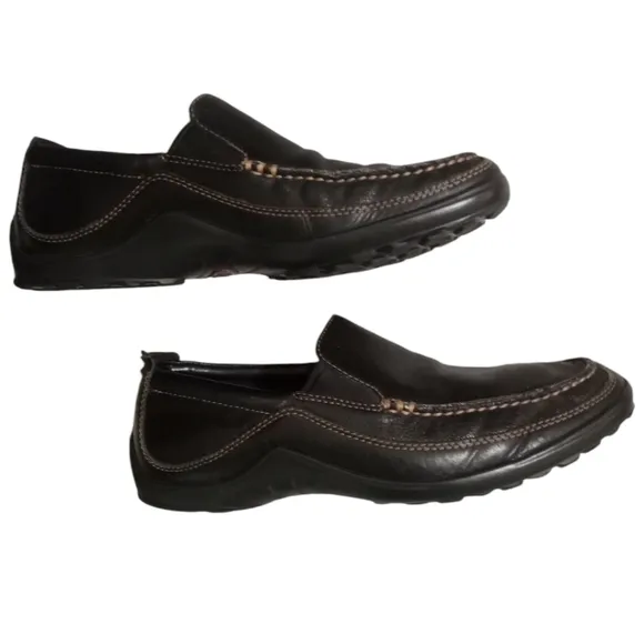Cole Haan Men's Tucker Venetian in Waxy Pull-Up Leather and Soft Suede S…