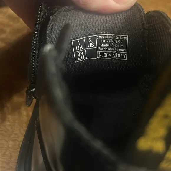Dr. Martens Unisex-Child Devon Bex  size 2 euro 33