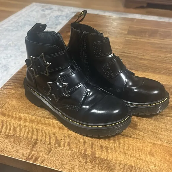 Dr. Martens Unisex-Child Devon Bex  size 2 euro 33