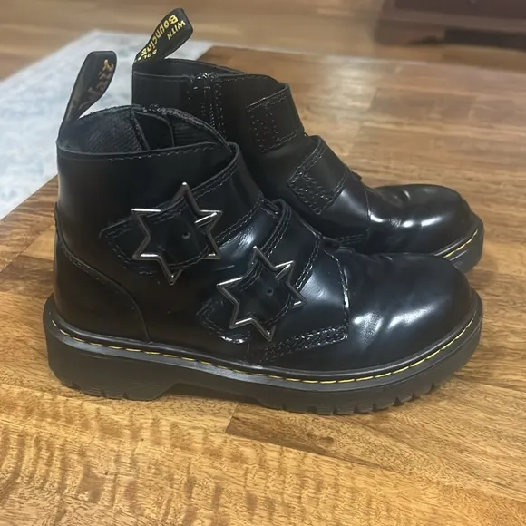 Dr. Martens Unisex-Child Devon Bex  size 2 euro 33