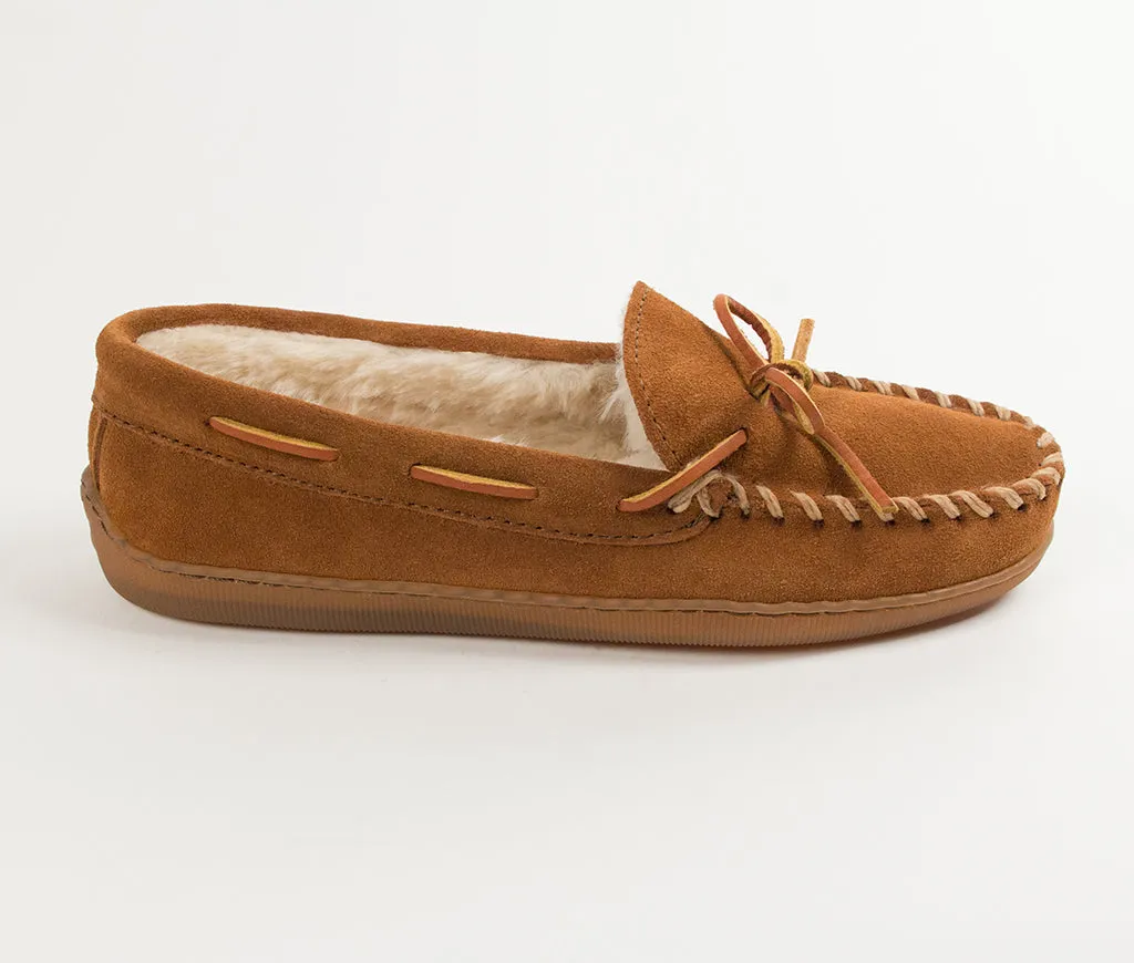 Guy's Minnetonka Pile Lined Hardsole Moc Slipper - Brown
