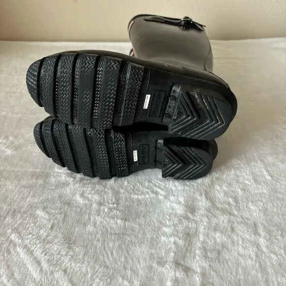 Hunter Original Kids Gloss Rain Boots, Black size 4B/5G