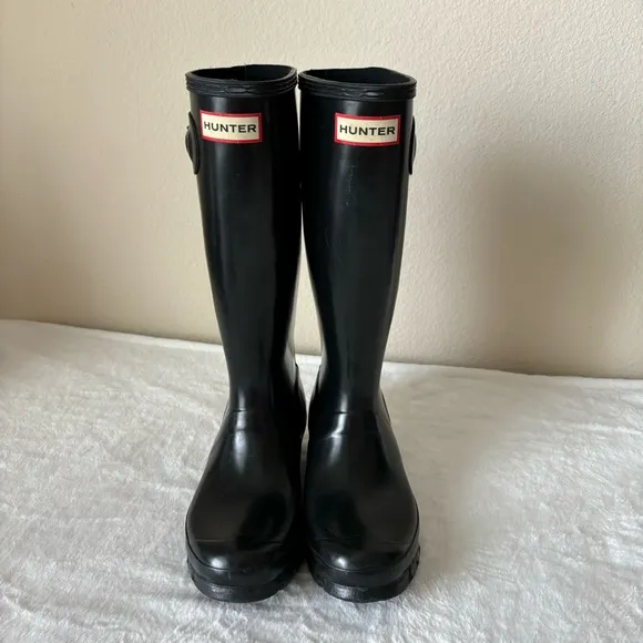 Hunter Original Kids Gloss Rain Boots, Black size 4B/5G