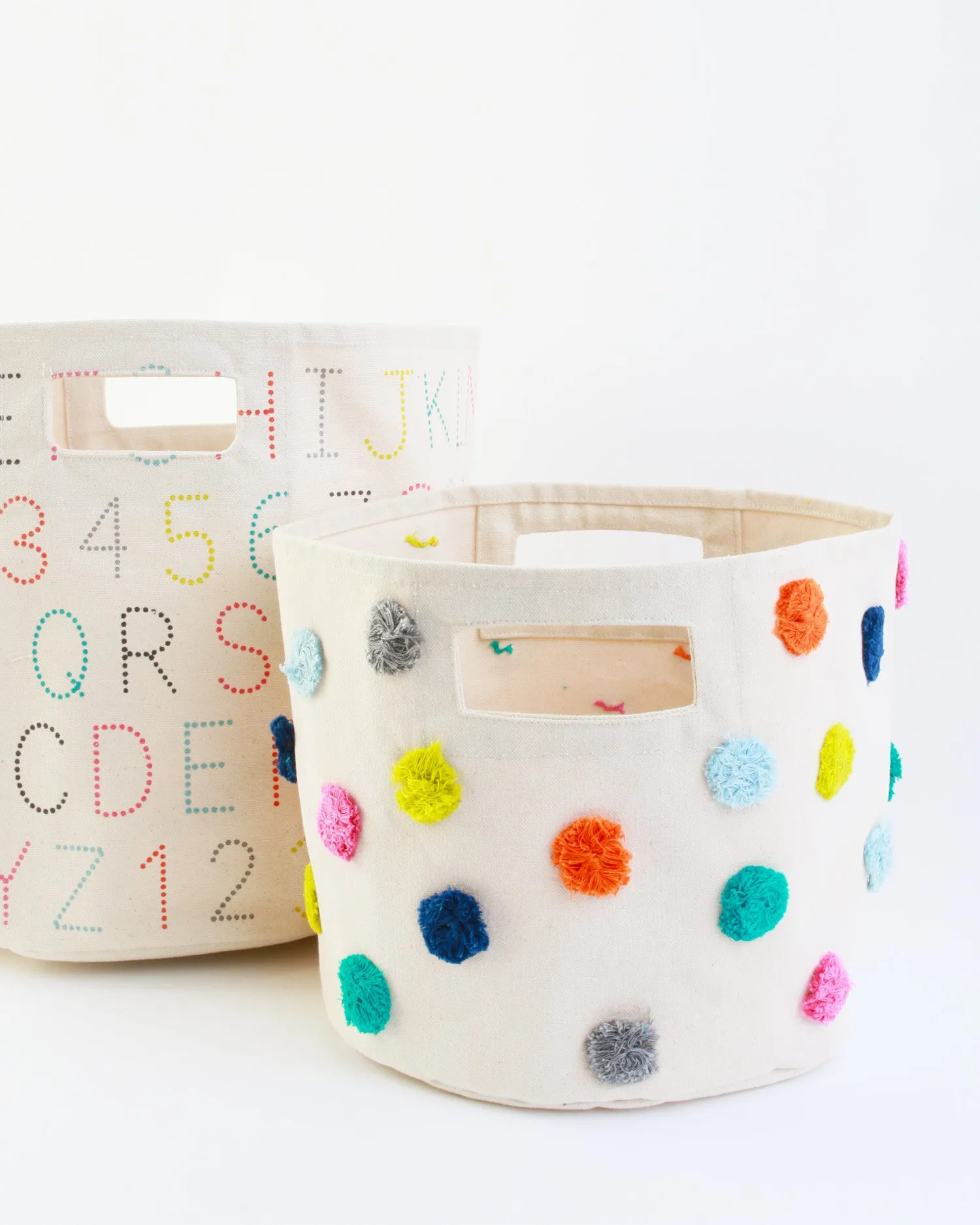 Multi Pom Pom Pint