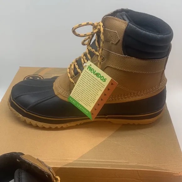 Nevados Menś  Waterproof Boot Size 12