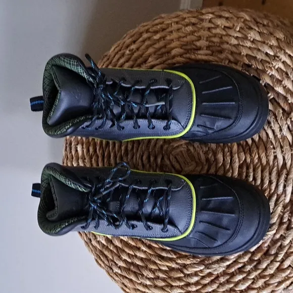 Nike Boys Youth ACG Woodside High Top Sneaker Boots Padded Black/Grey S-6.5