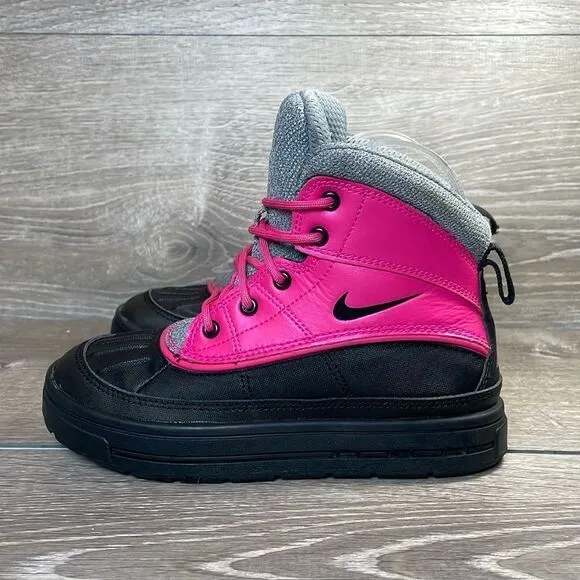 Nike Woodside 2 High Top ACG Black Pink Toddler Girl Size 8 Rain Snow Boots