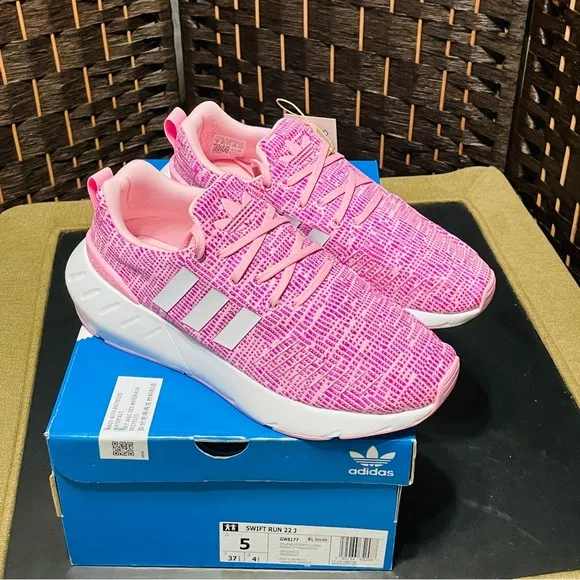NWT Kids' Adidas Sneakers US 5 Big Kid / True Pink / White (#A8)