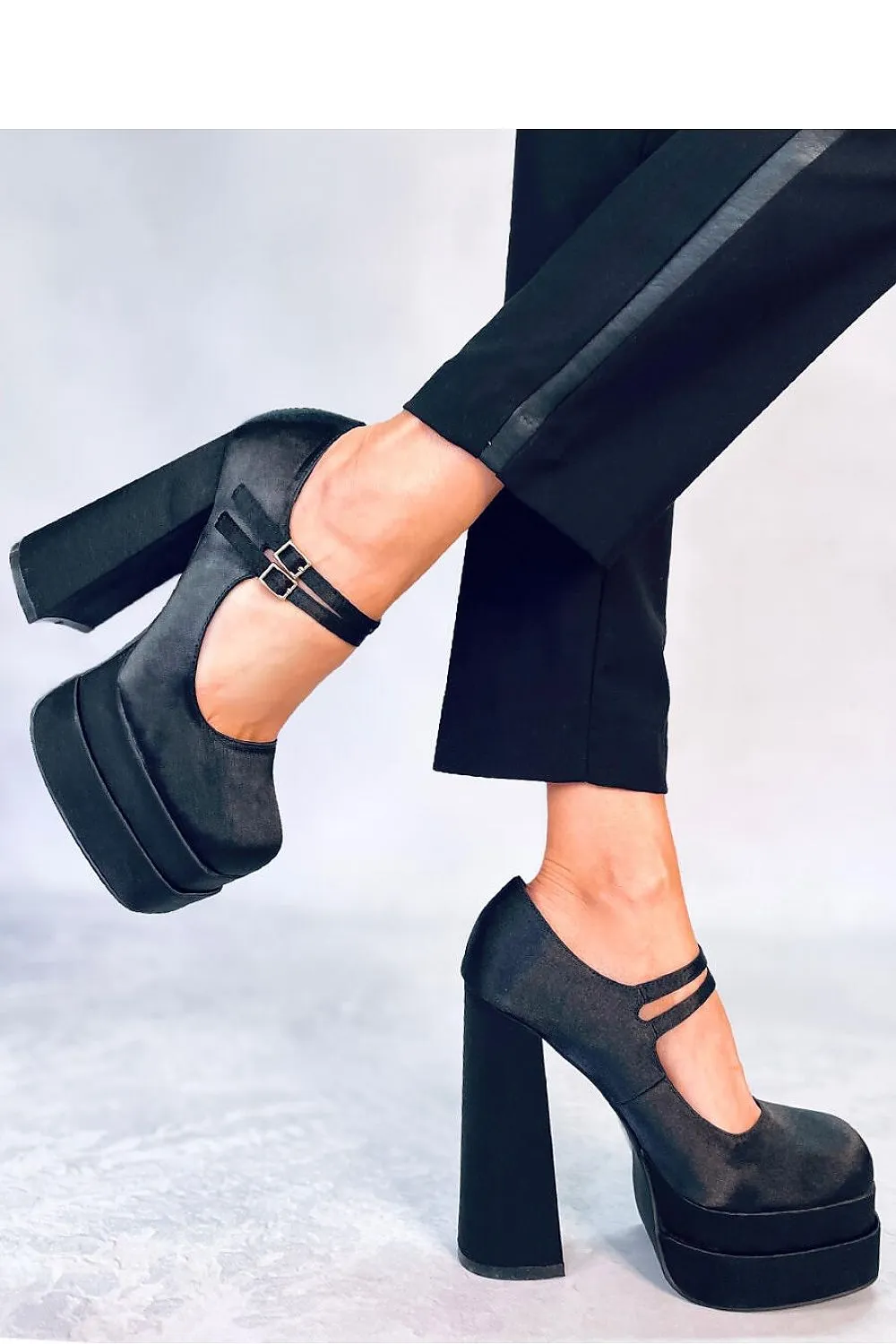 Platform pumps