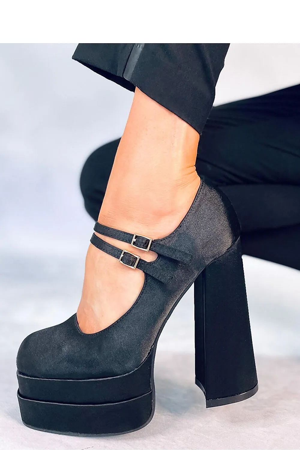 Platform pumps