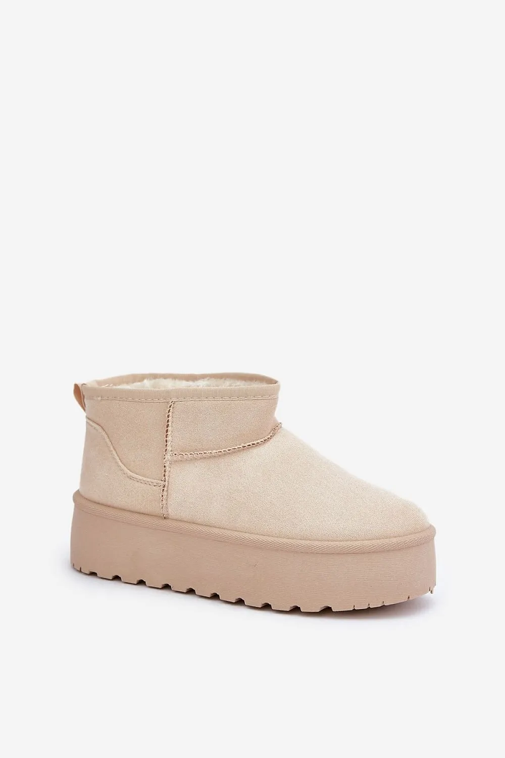 Snow boots