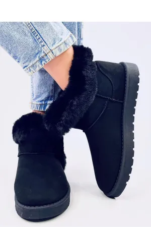 Snow boots
