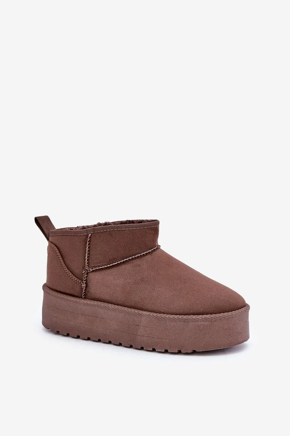 Snow boots