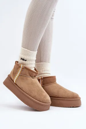 Snow boots