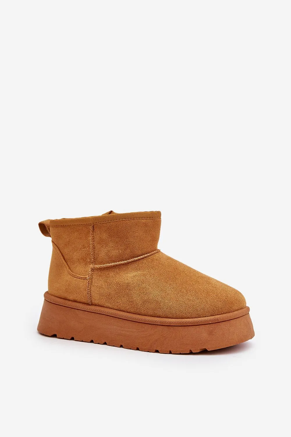 Snow boots