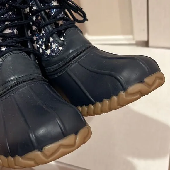 Snow boots
