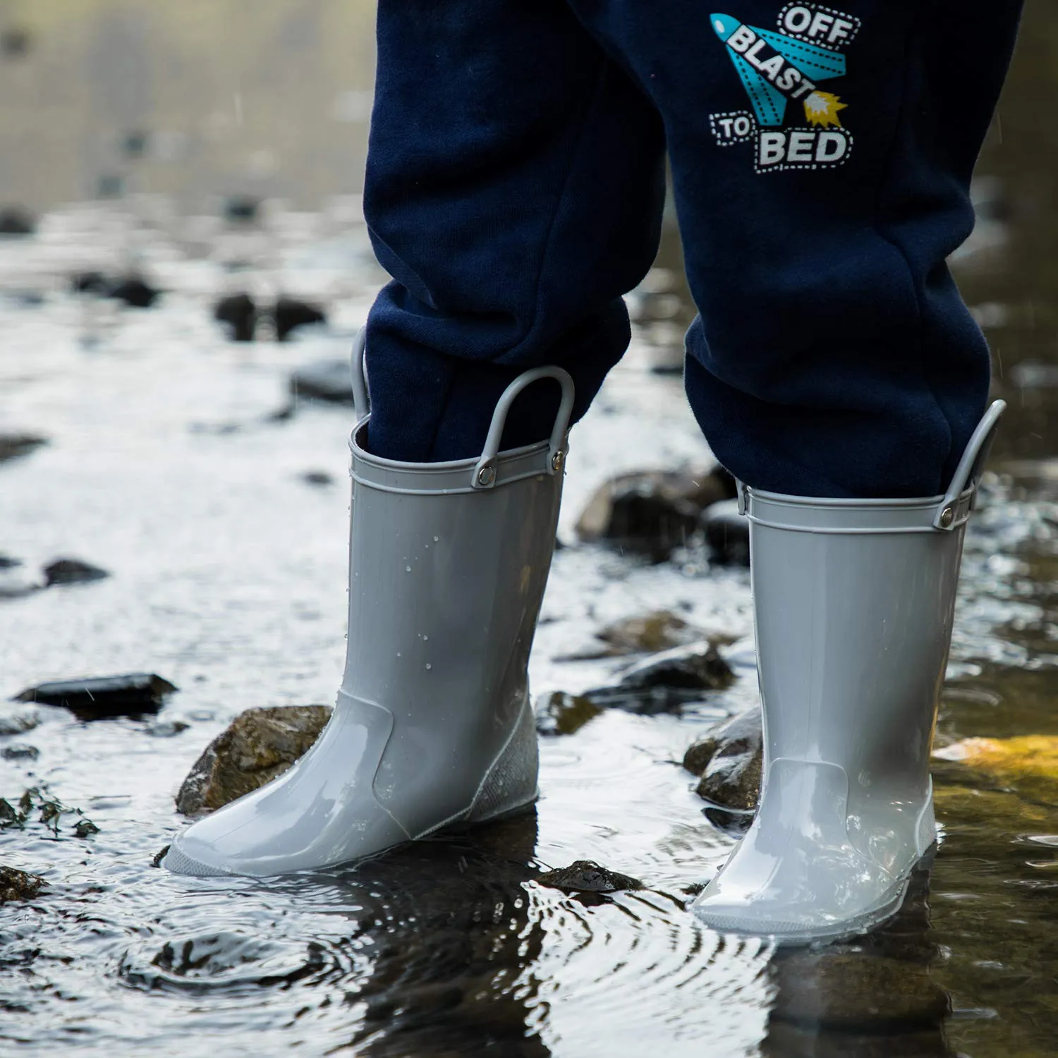Solid Color Non-Slip Rain Boots With Handle
