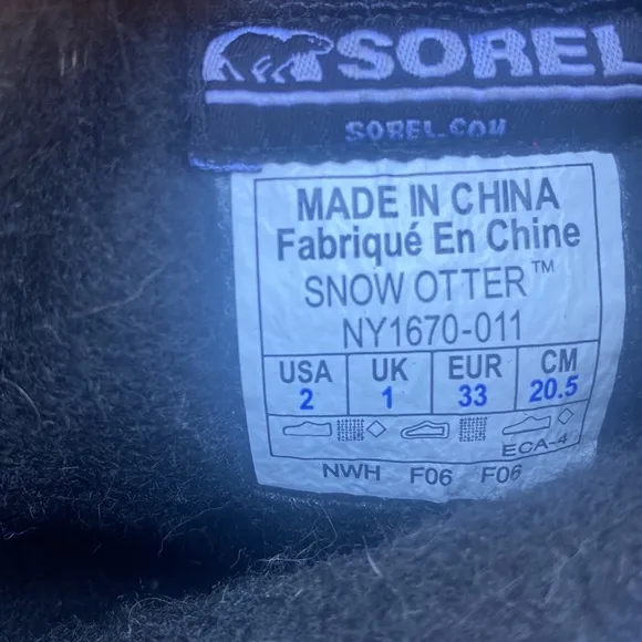 Sorel Black Snow Otter  Insulated Winter boot EUC size 2