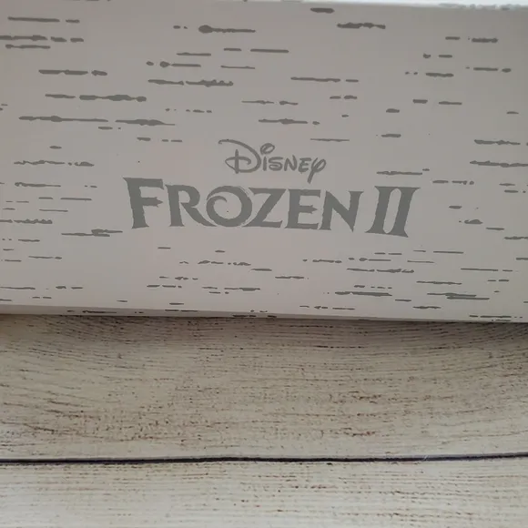SOREL Disney Frozen 2 NIB Flurry boot