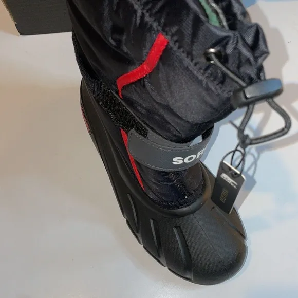 SOREL Flurry Weather Resistant Snow Boot in Black/Bright Red 5