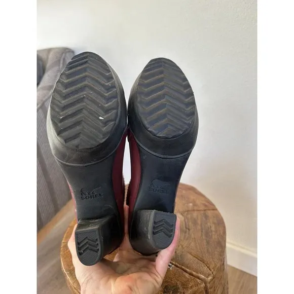 Sorel Medina 8.5 Burgundy Rubber Rain Boot Platform Heel Waterproof Slip On
