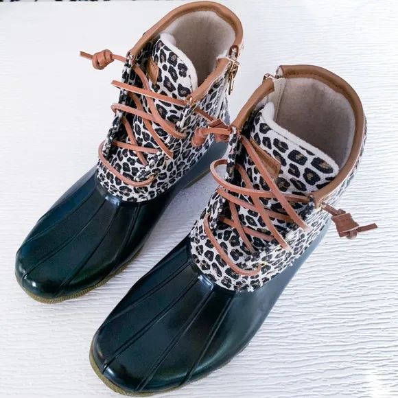 Sperry Saltwater Animal Duck Boot Leopard Rain Boots in Black Tan Size 4 Girls
