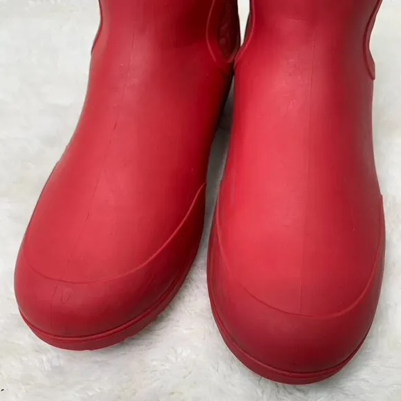 UGG Women's Chevonne Chelsea Red Waterproof Rain Booties Size 10