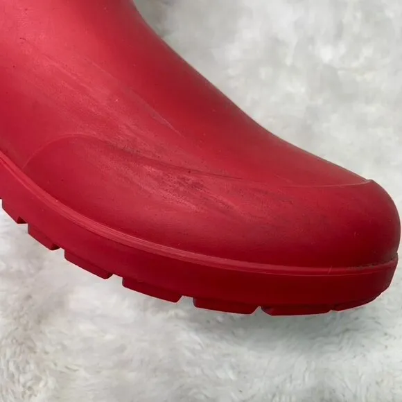 UGG Women's Chevonne Chelsea Red Waterproof Rain Booties Size 10