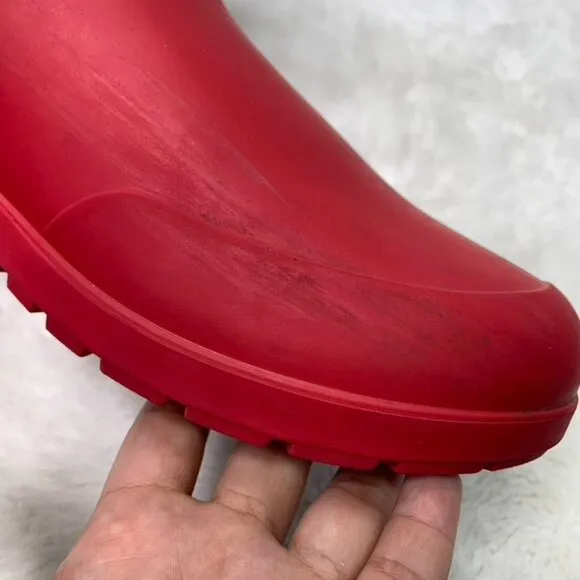 UGG Women's Chevonne Chelsea Red Waterproof Rain Booties Size 10
