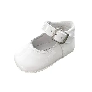 Unisex soft sole shoe