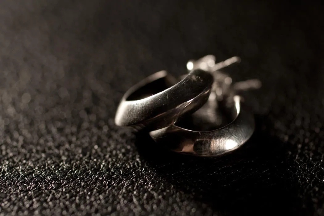 V-cut Earrings